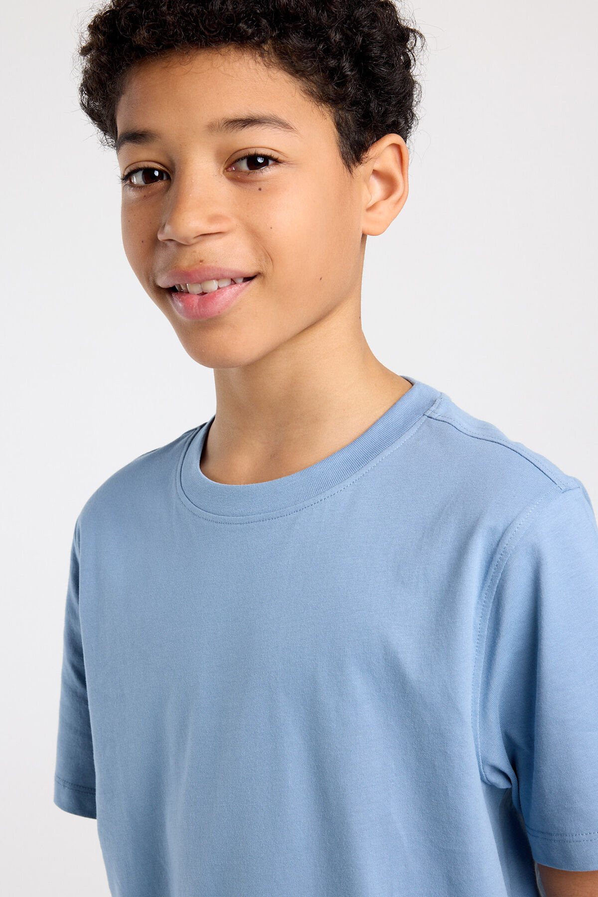 Eric JR image number 3