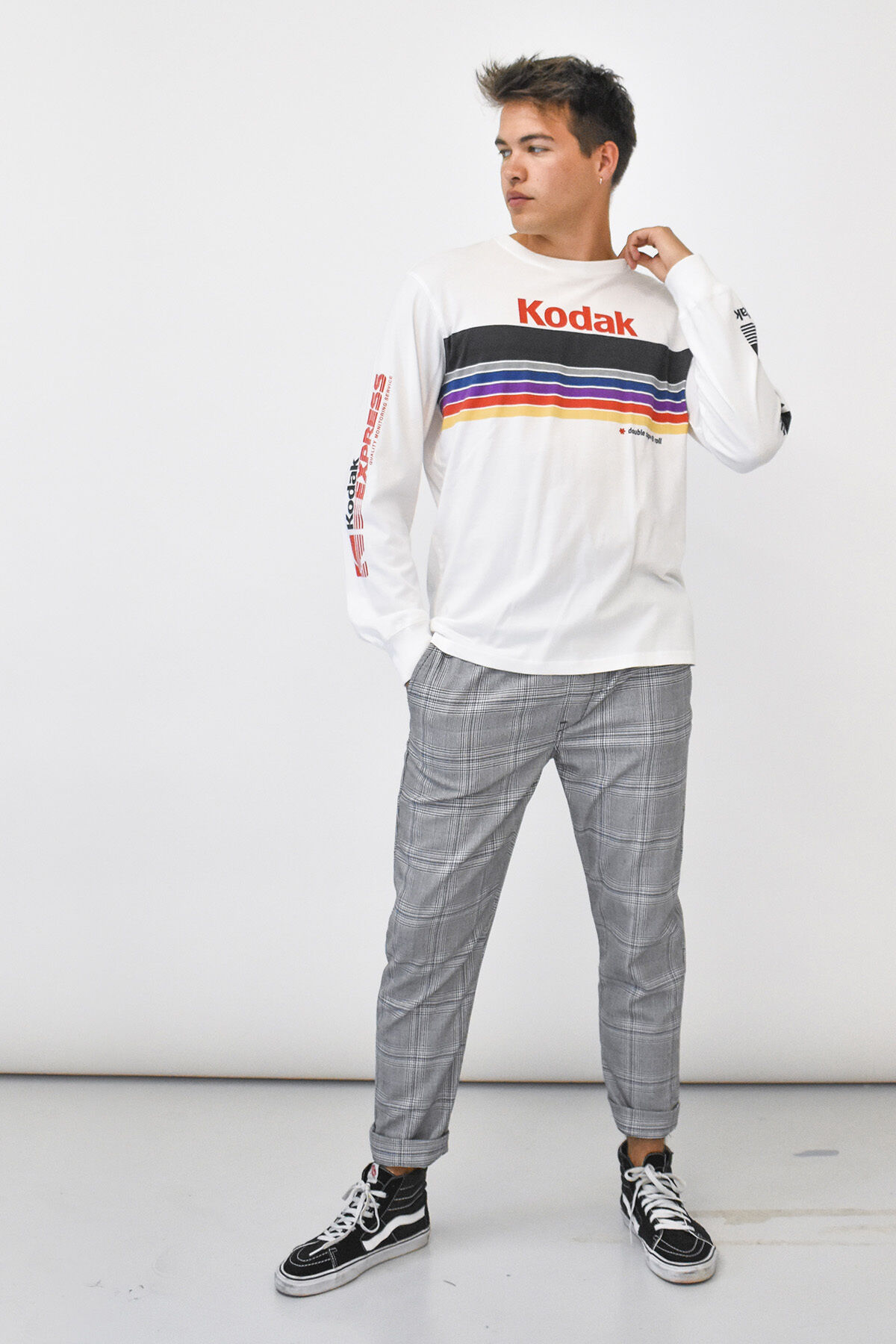 Chino Phyllon image number 0