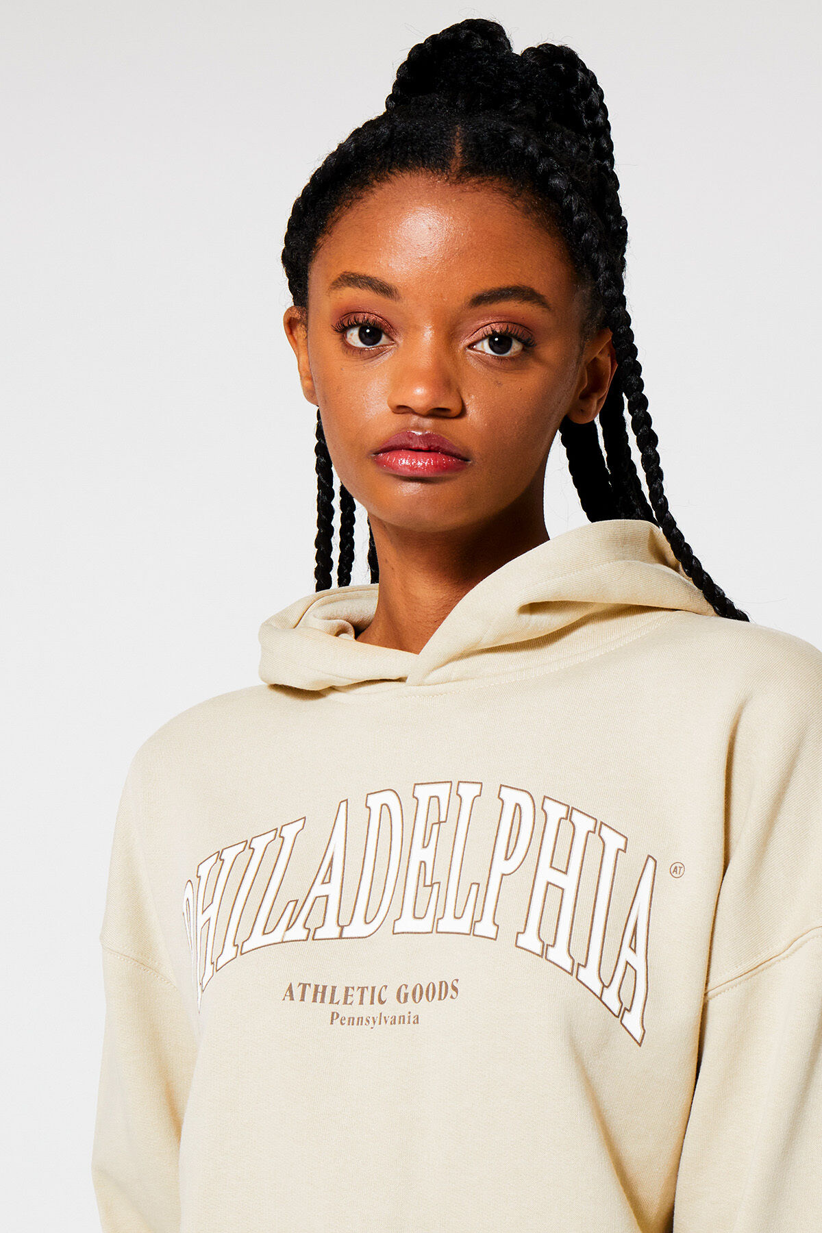 Hoodie Saga image number 3