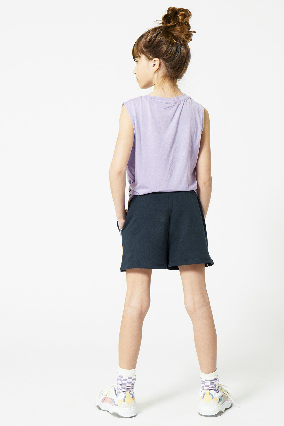 top Lika JR image number 2