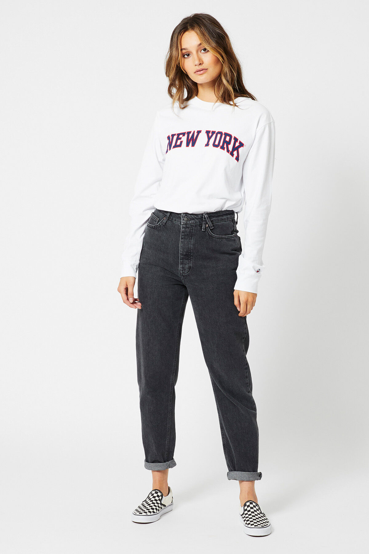 America today mom jeans 2025