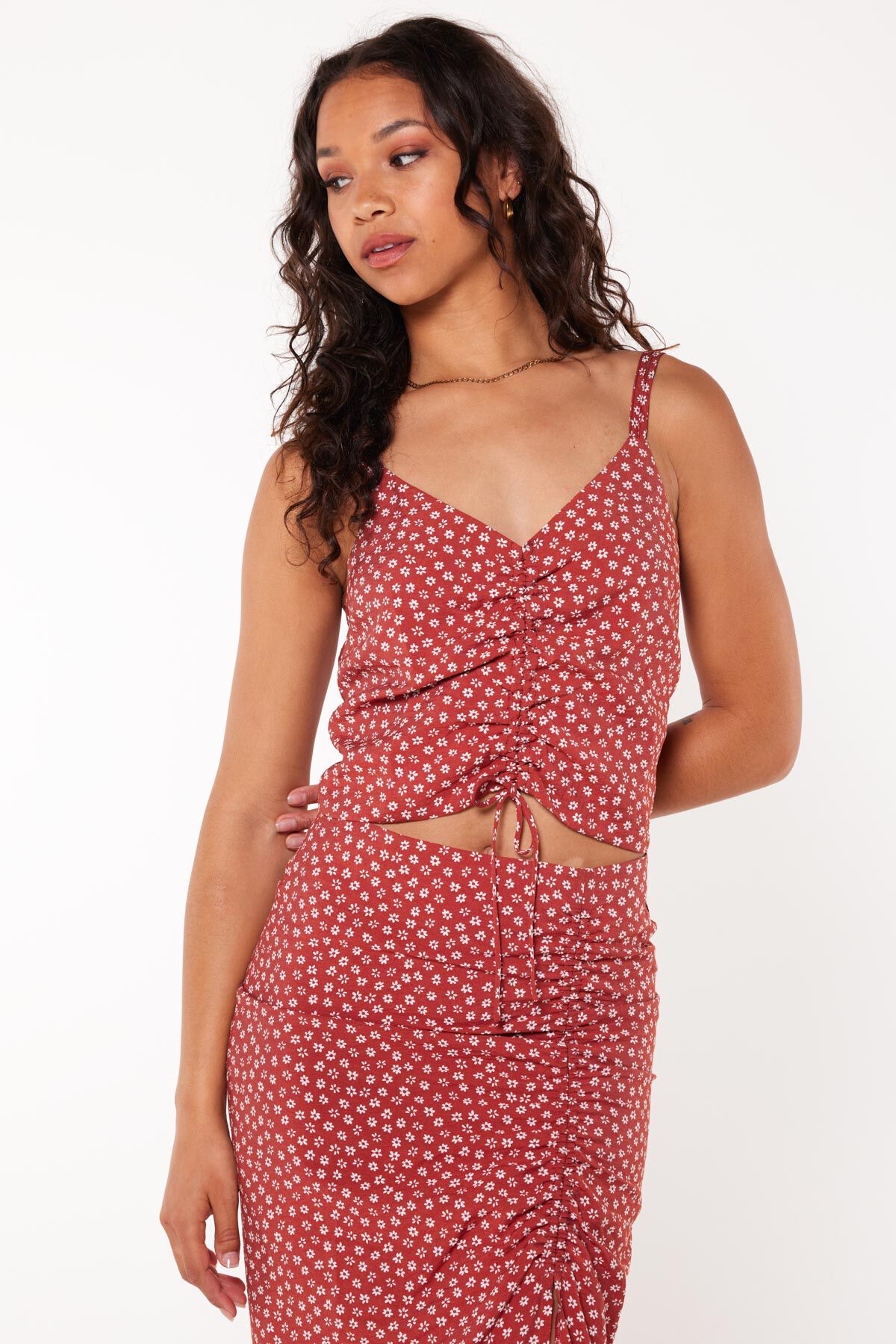 top Ivara image number 0