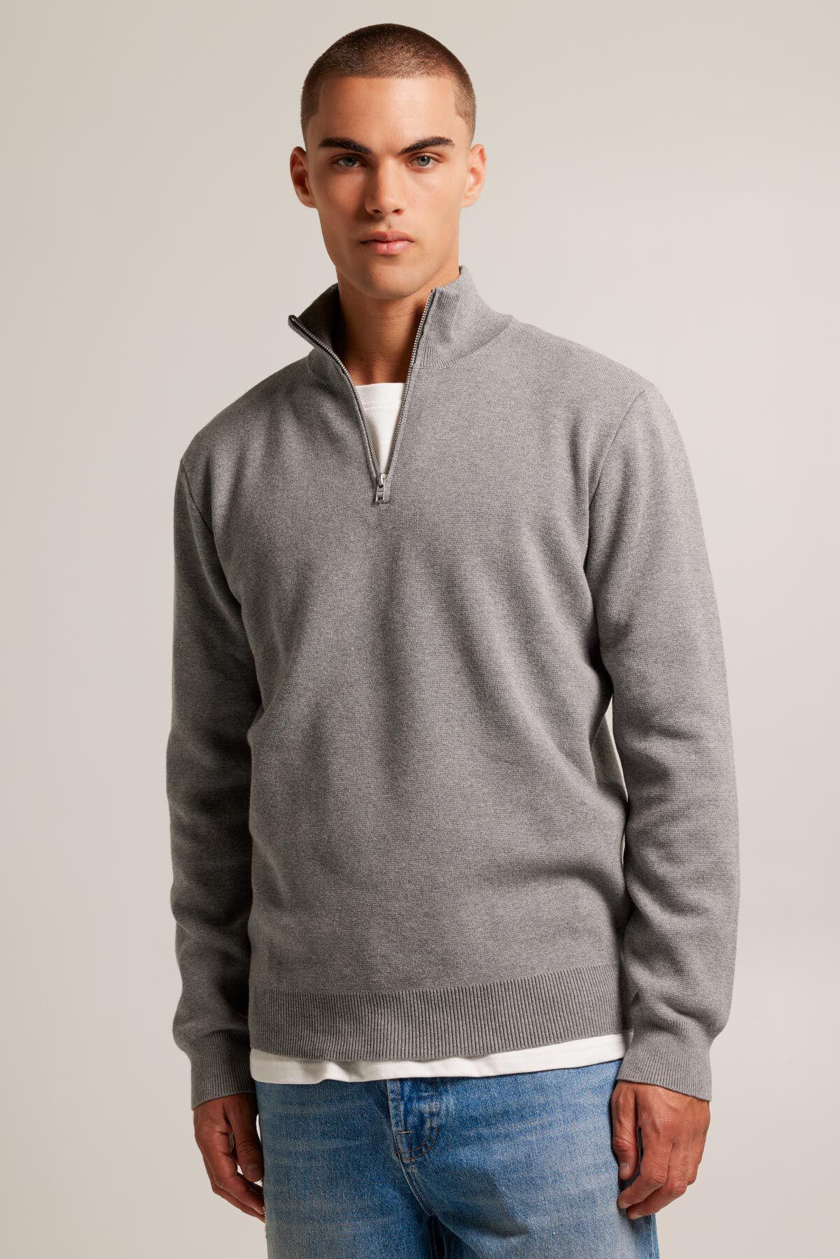 Trui Konrad image number 0