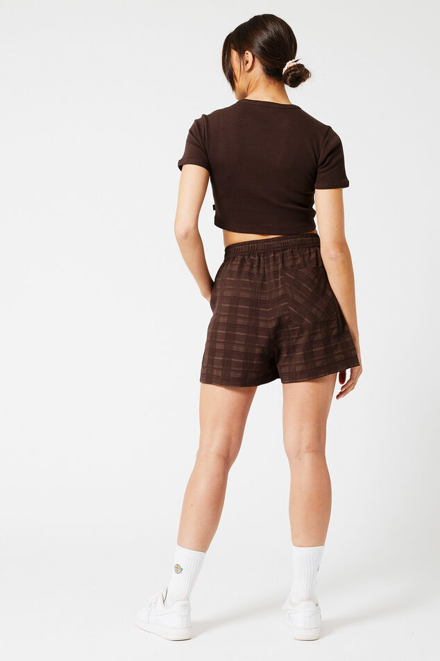 Short Nina image number 2