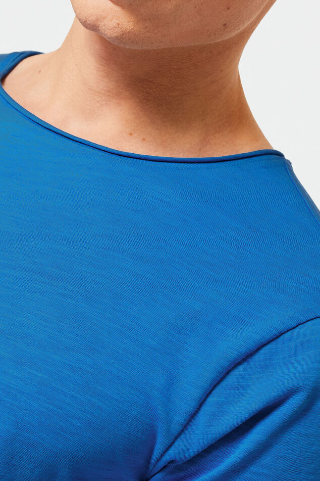 T-shirt Took image number 3