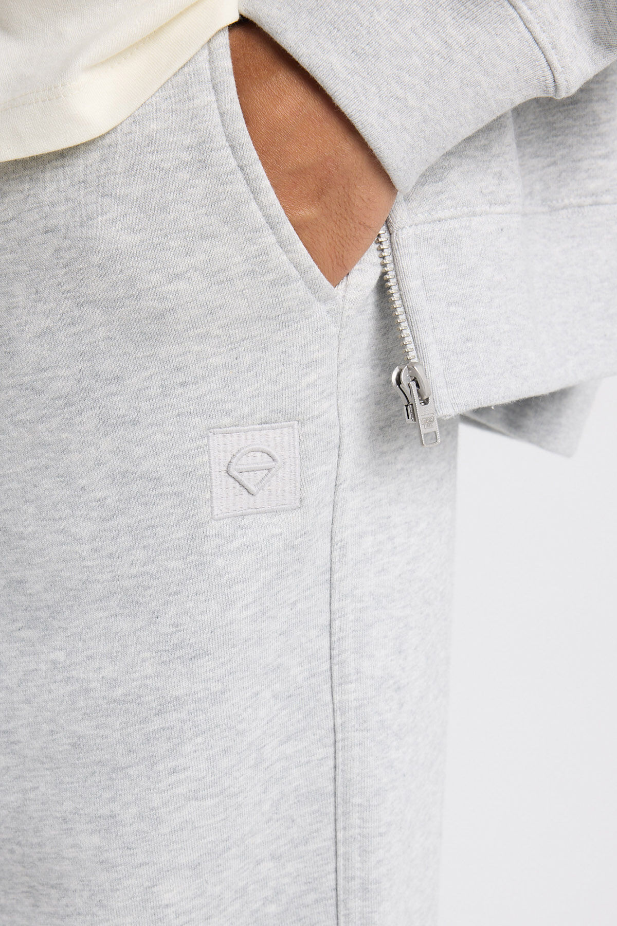 Jogging pants Caiden image number 3