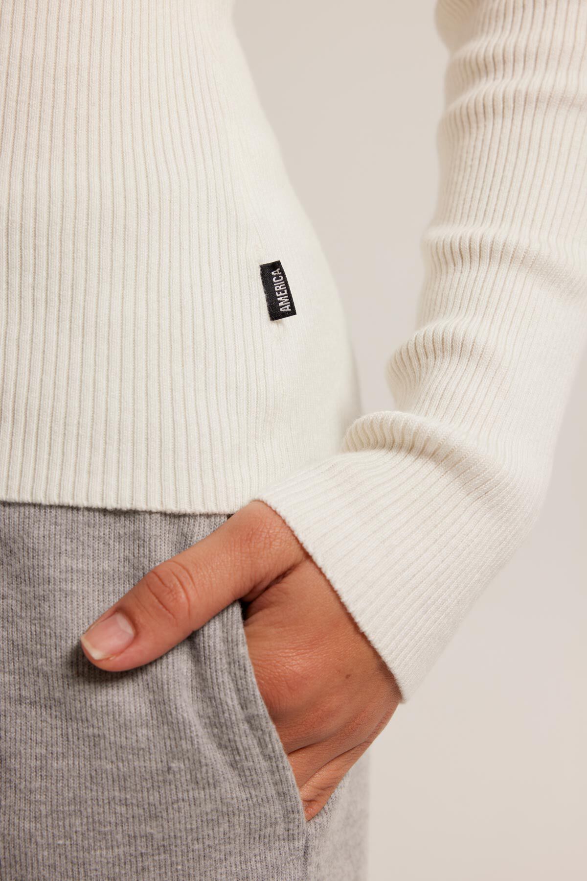 Jumper Kim image number 3