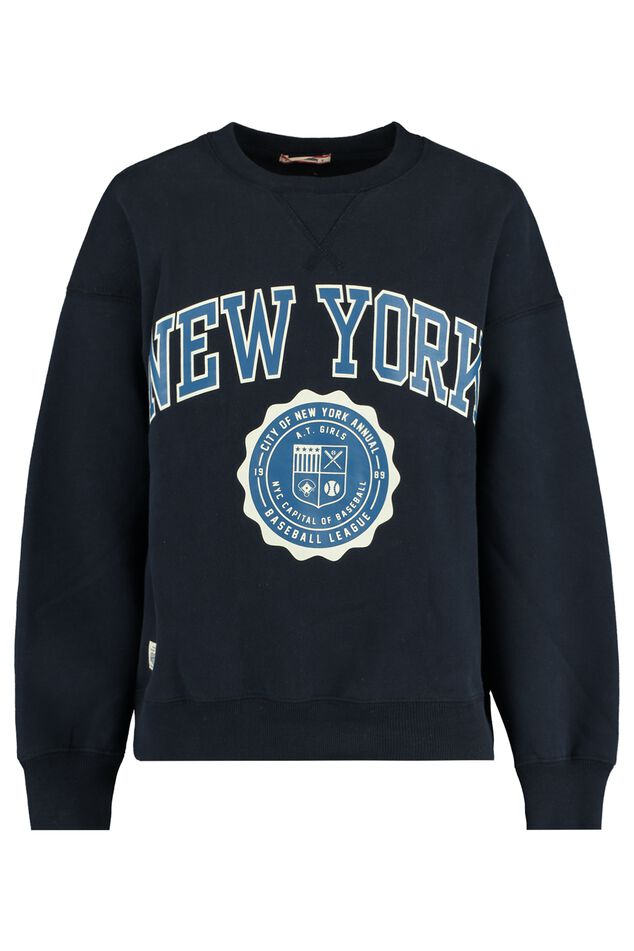 Sweater Sue Jr image number 0