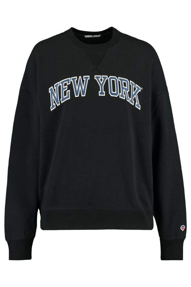 Sweater Sue image number 0