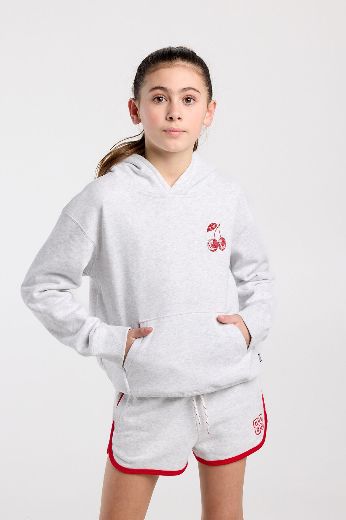 Sabrina hood JR image number 0