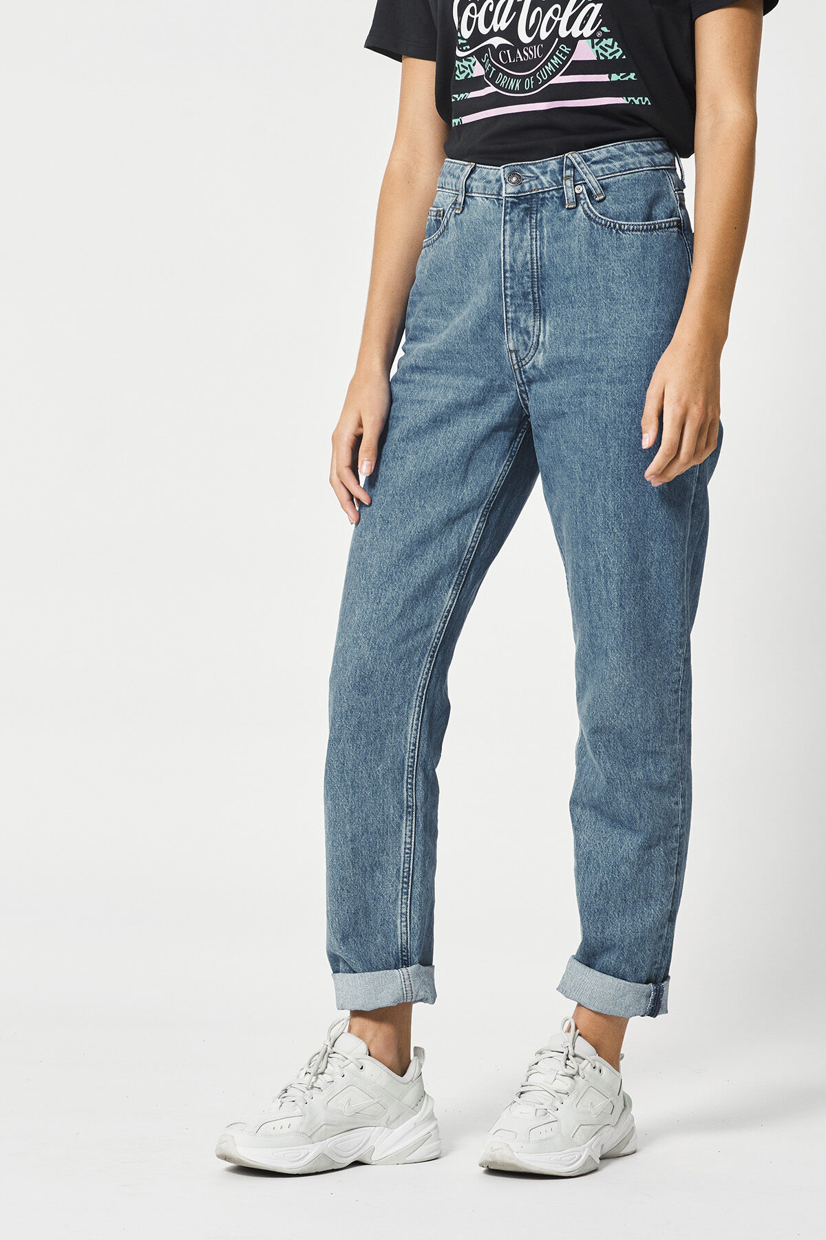 Jadan B image number 1