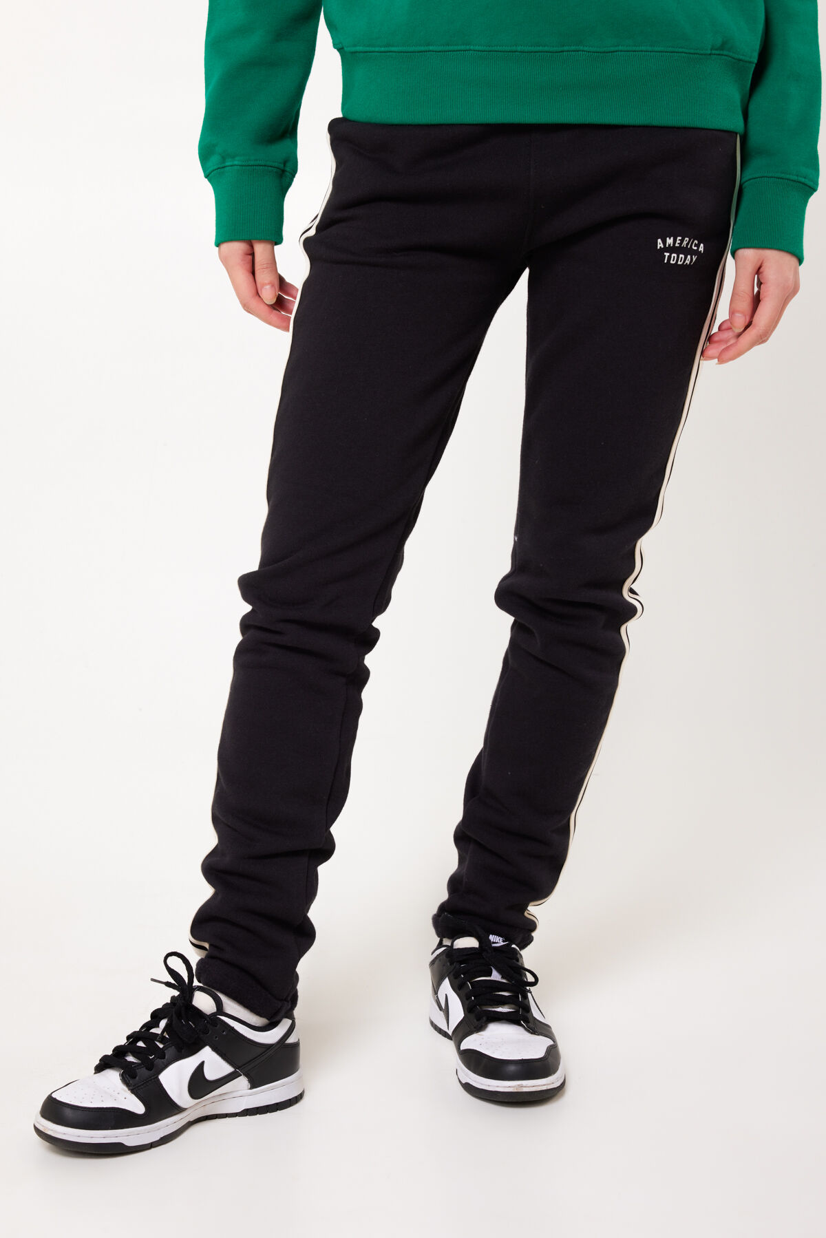 Jogging pants Celina image number 1