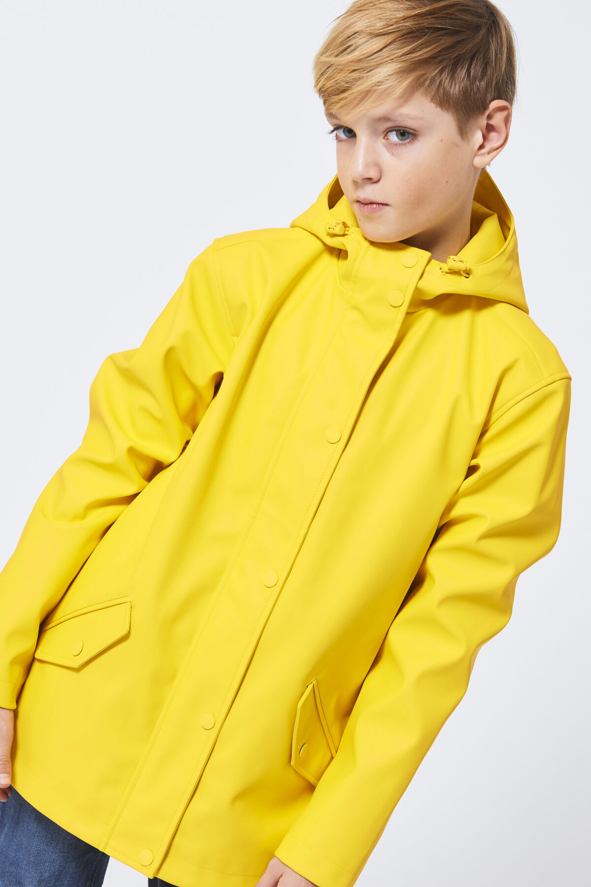 Ladies yellow raincoat 2025