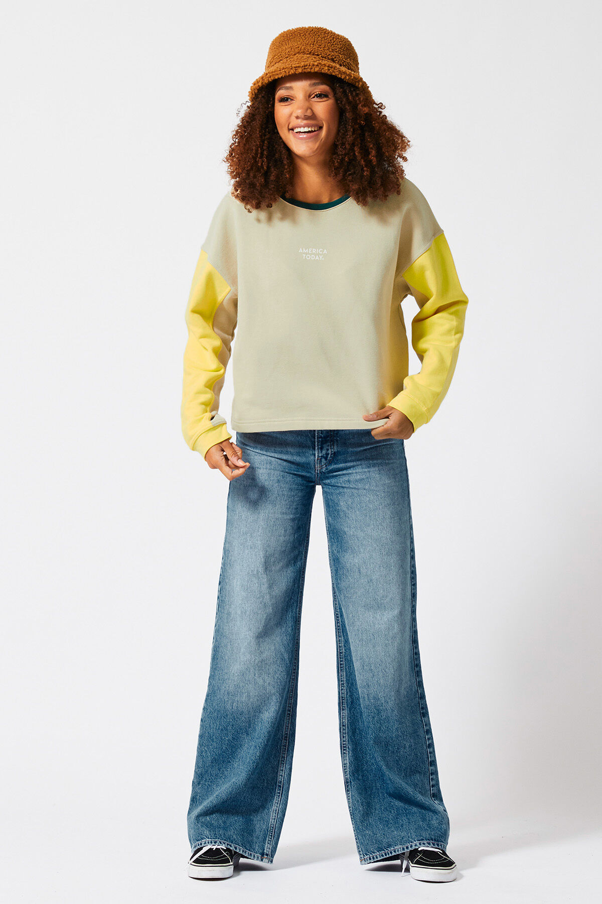 Sweater Sarah image number 1