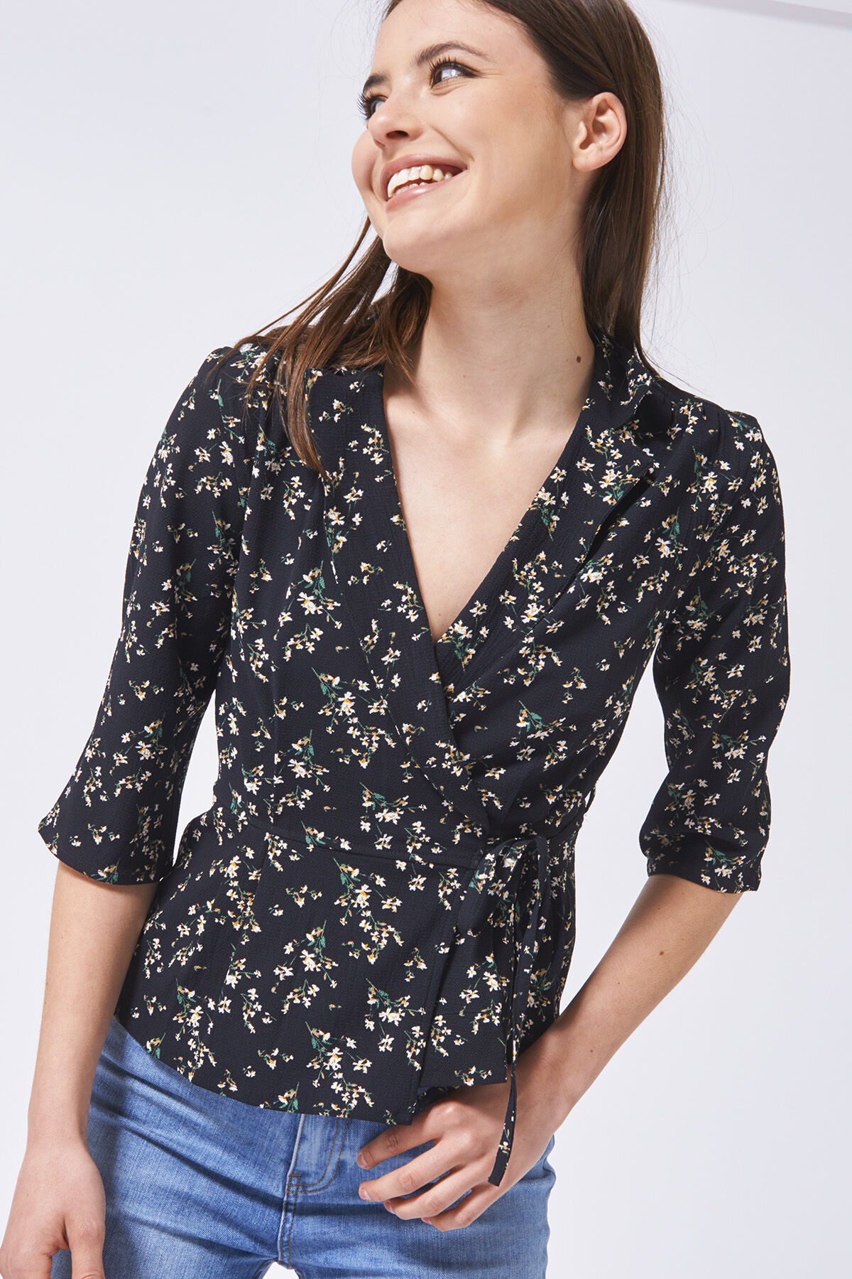 Blouse collar Brette image number 0