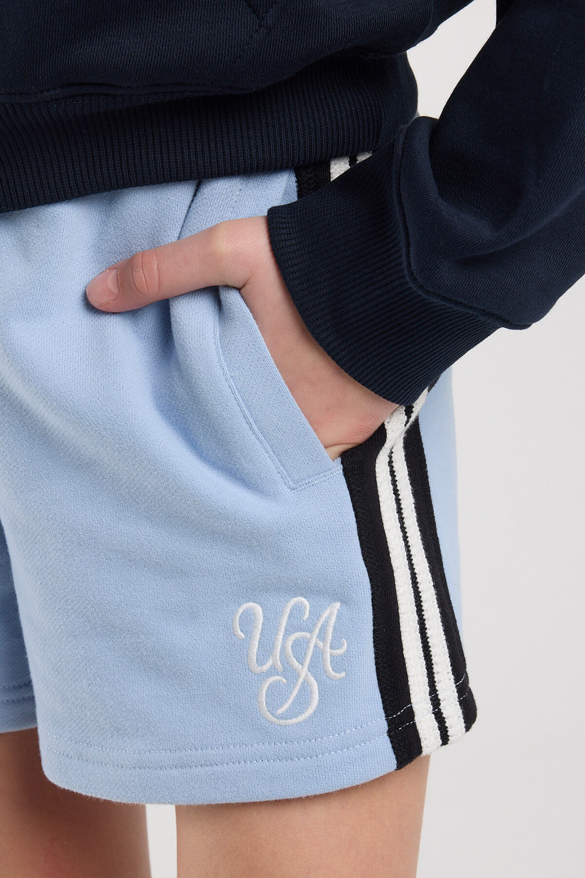 Neomie JR image number 3