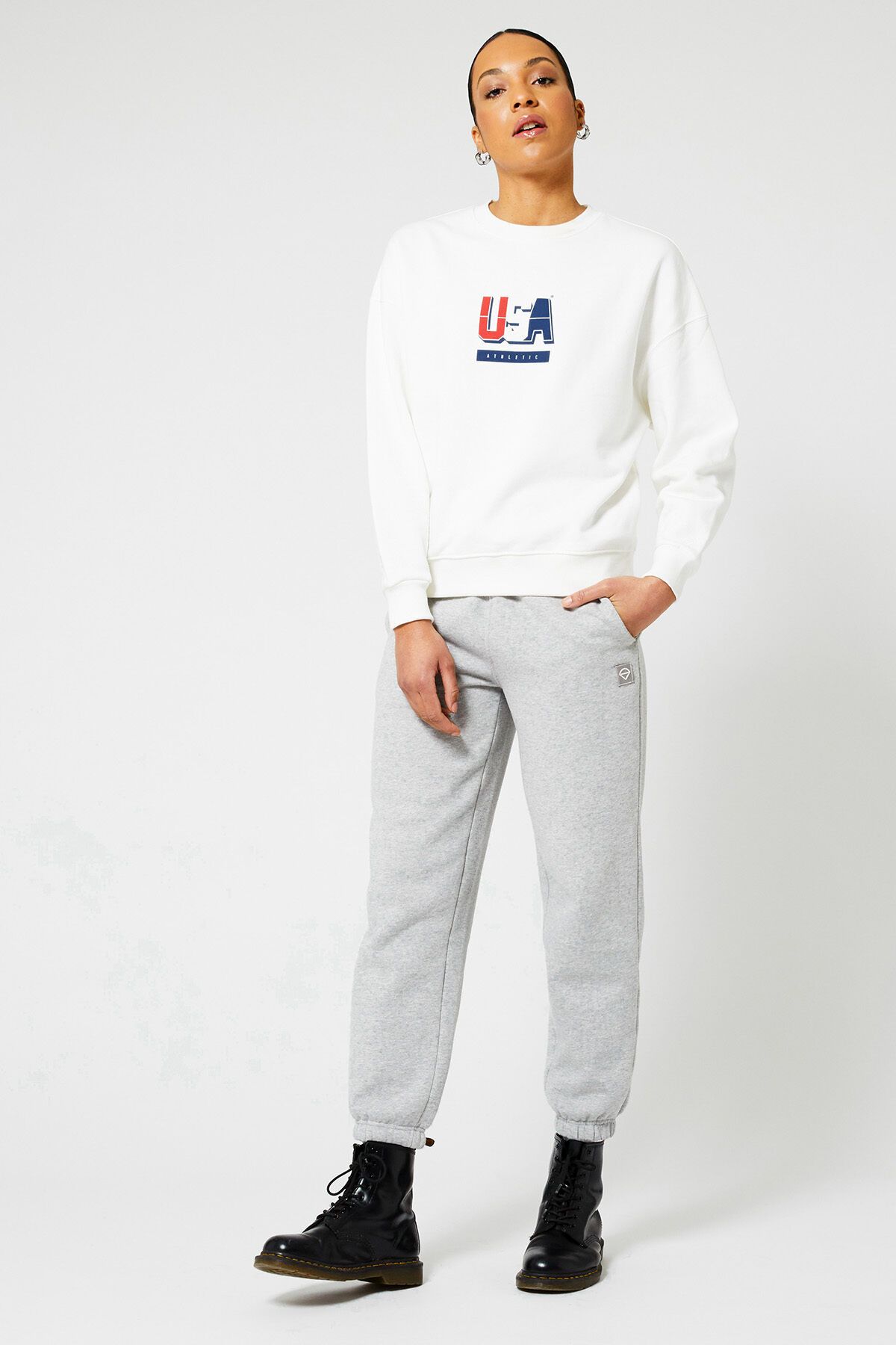 Sweater Sass image number 1