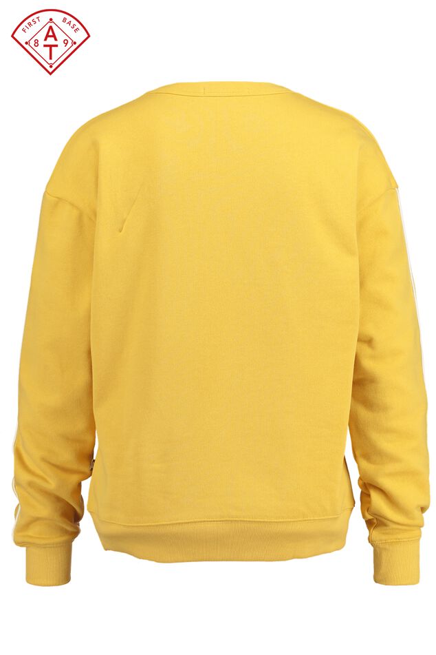 Sweater San image number 1