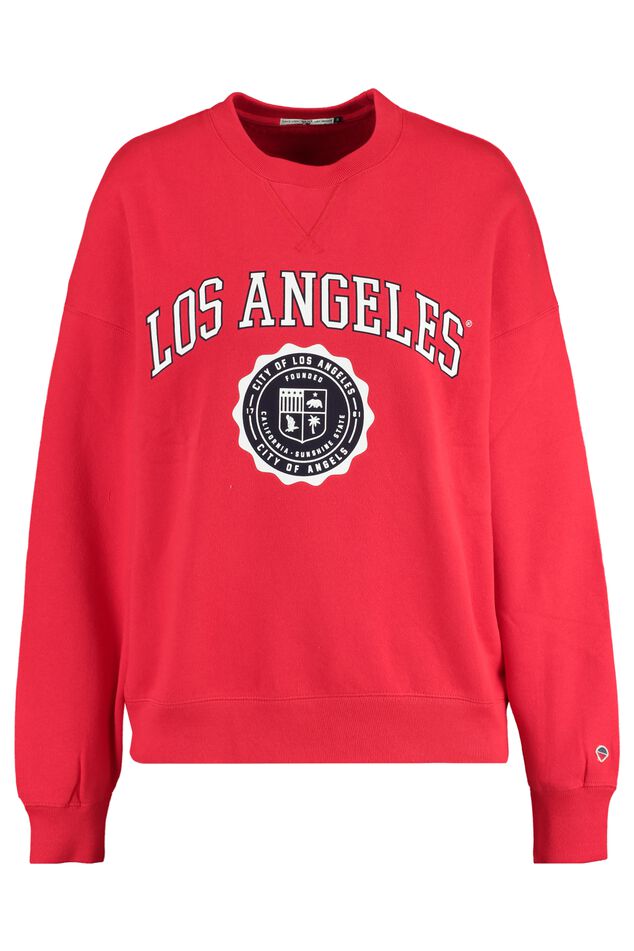 Sweater Sue image number 4