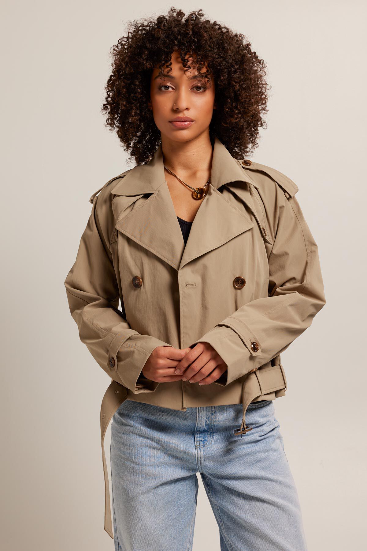 Trenchcoat Jimmy image number 1