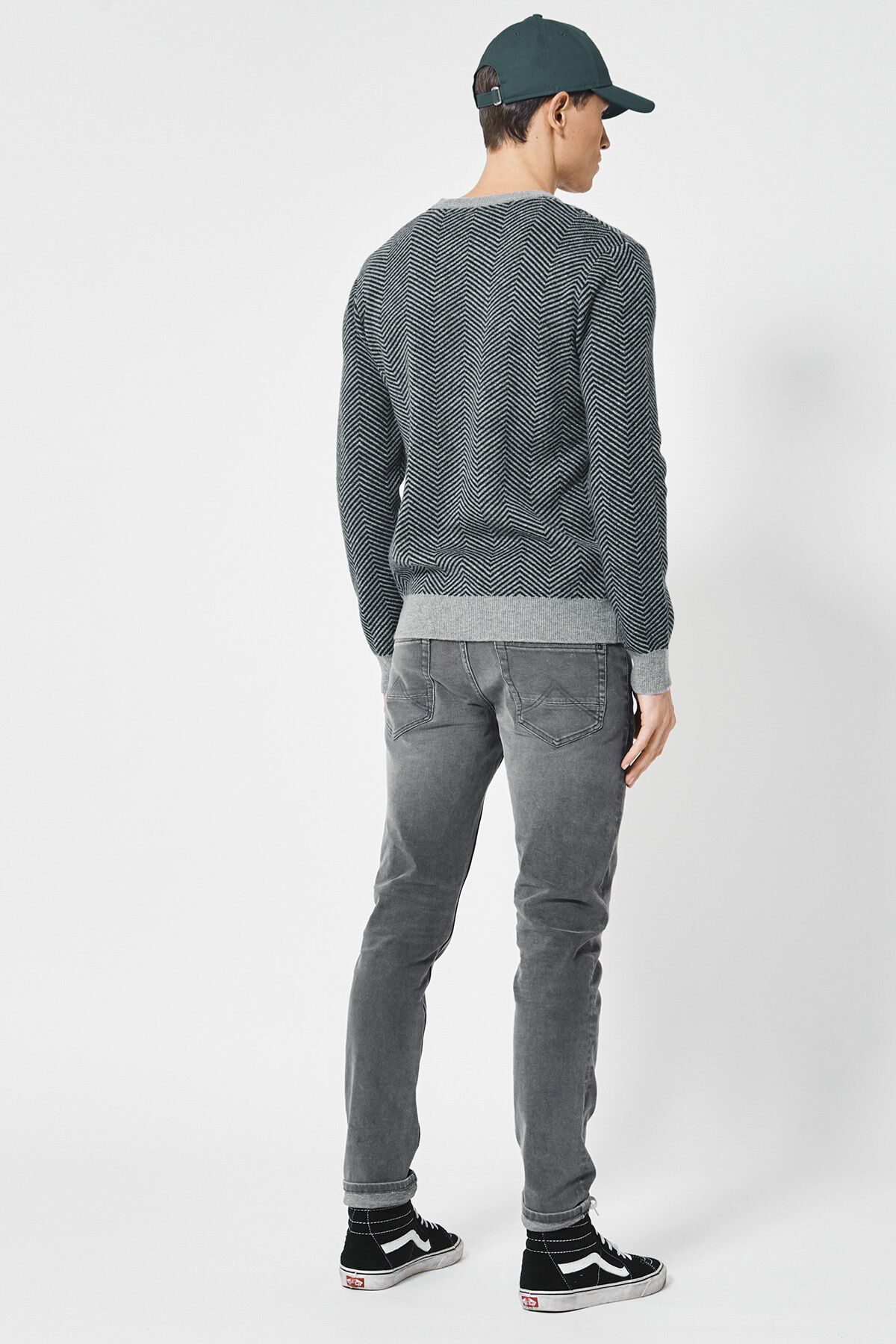 Pull Kamden image number 2