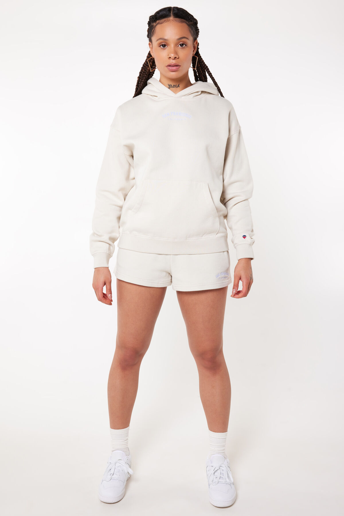 Short Nea image number 1