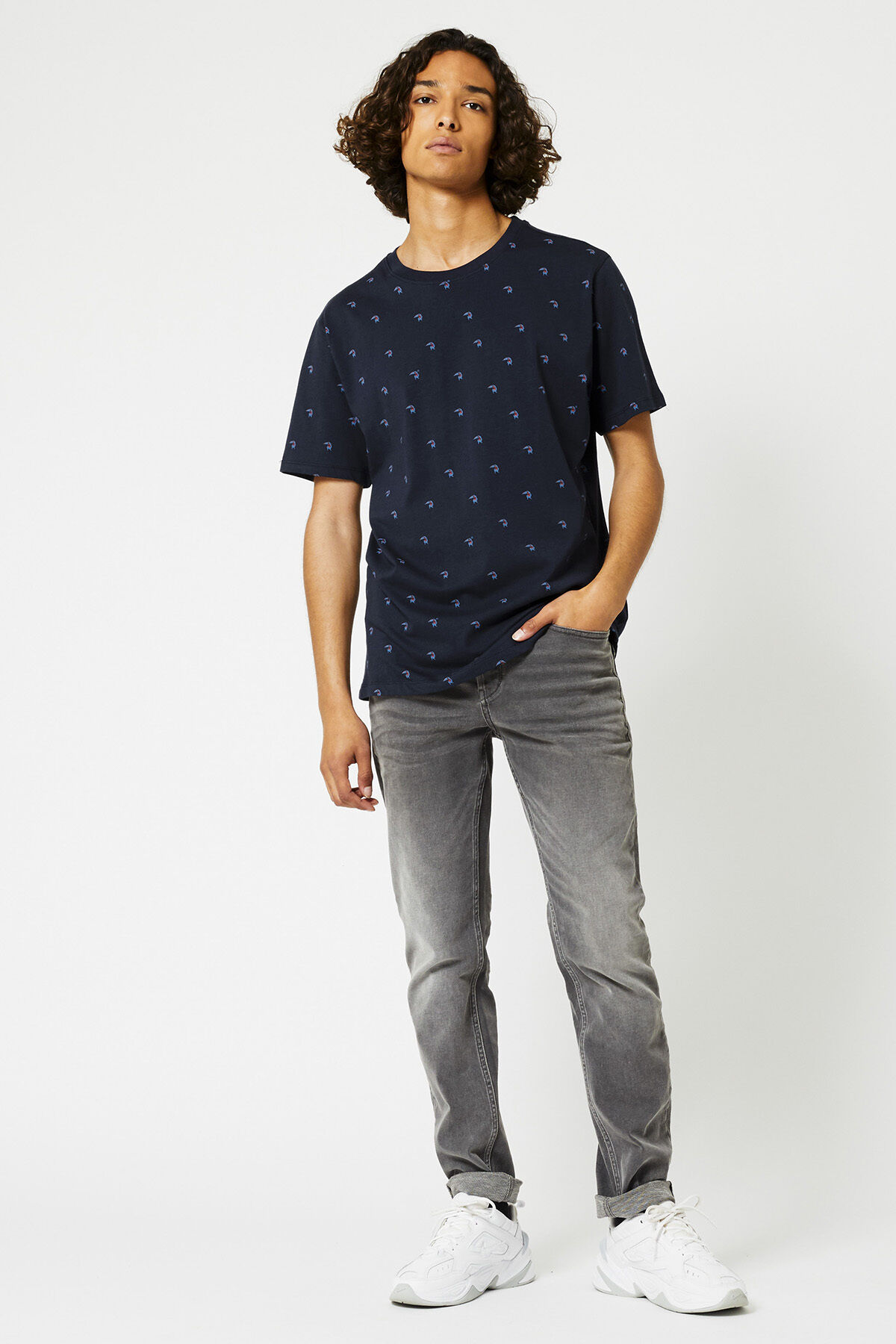 Elias Bird image number 0