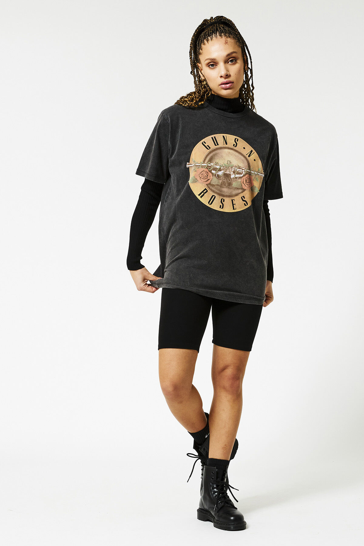 Short Naia image number 0