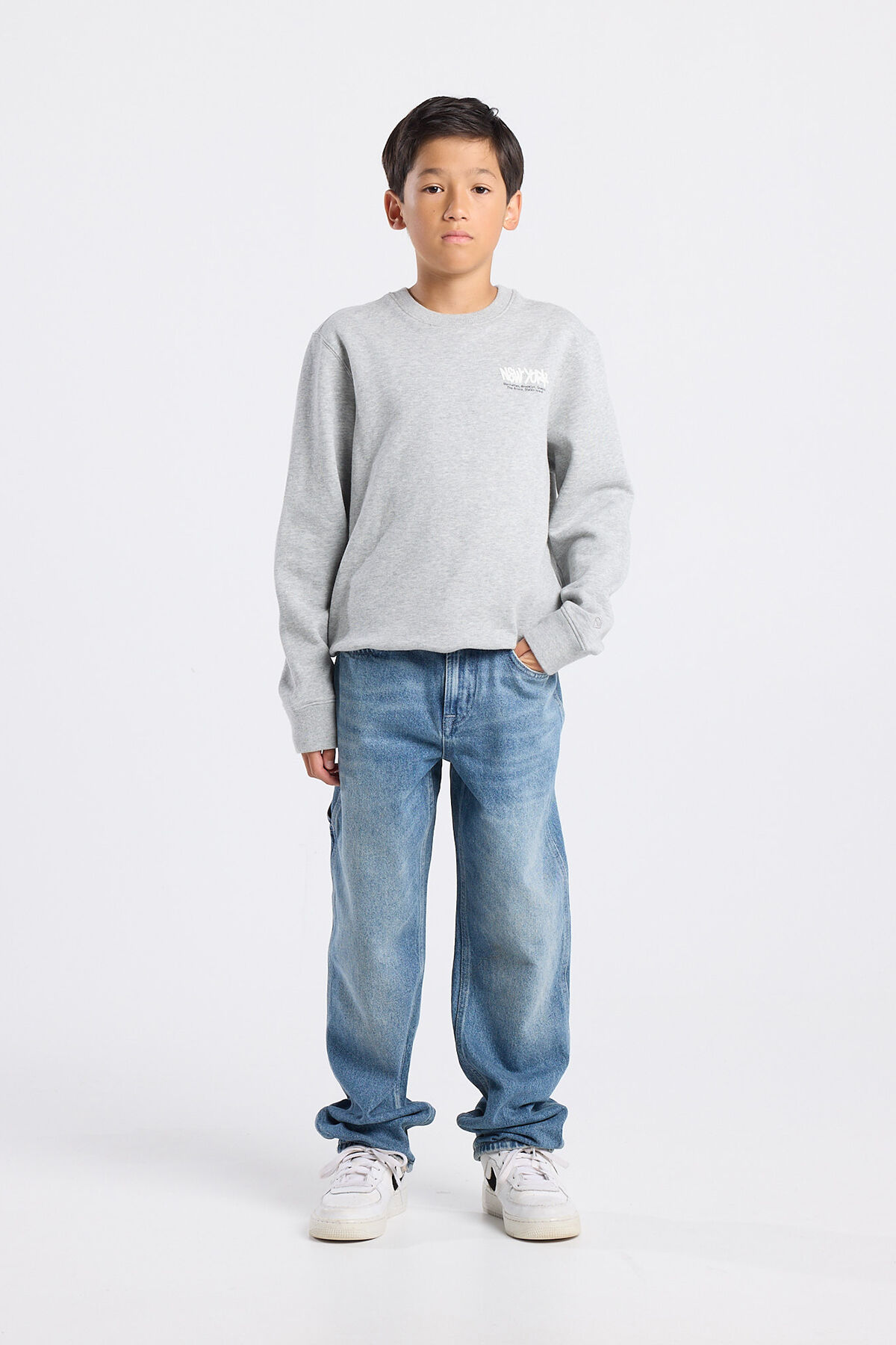 Stephan Crew JR image number 1