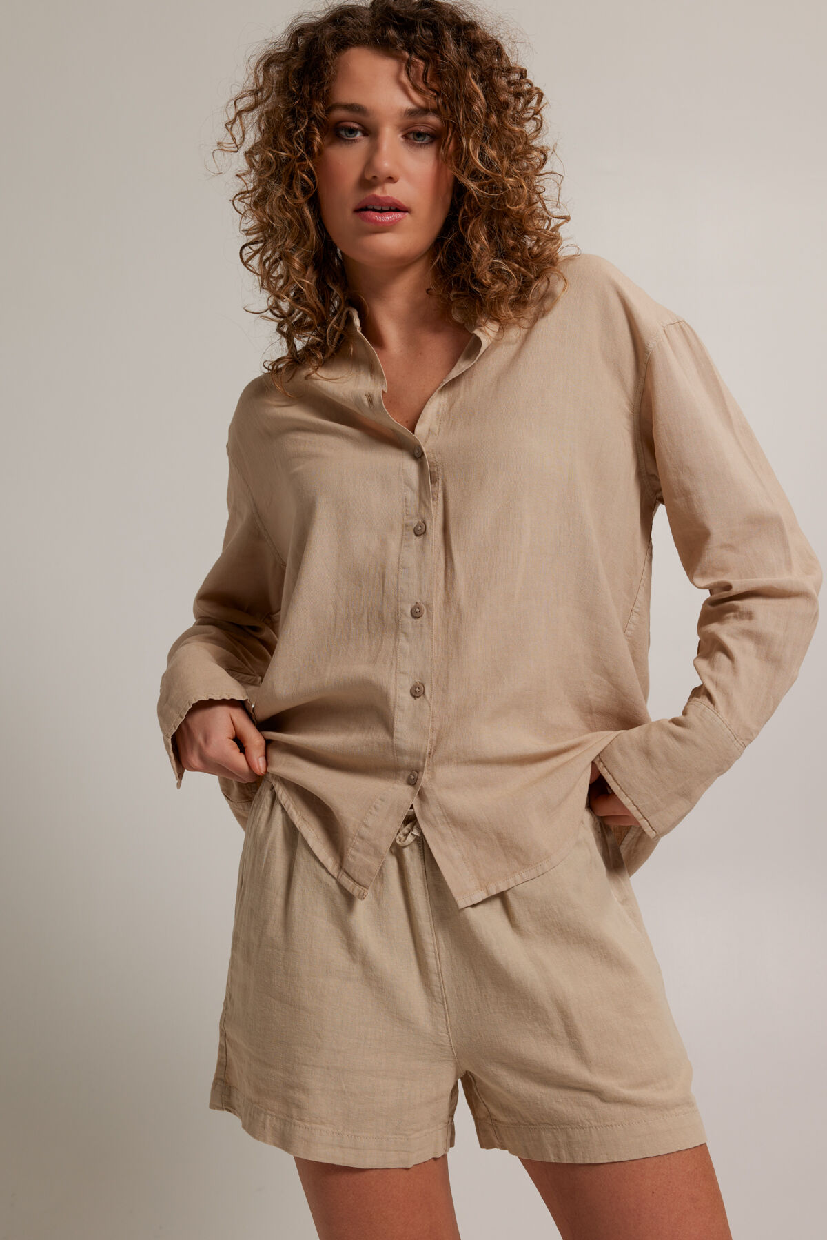 Short Nour image number 0