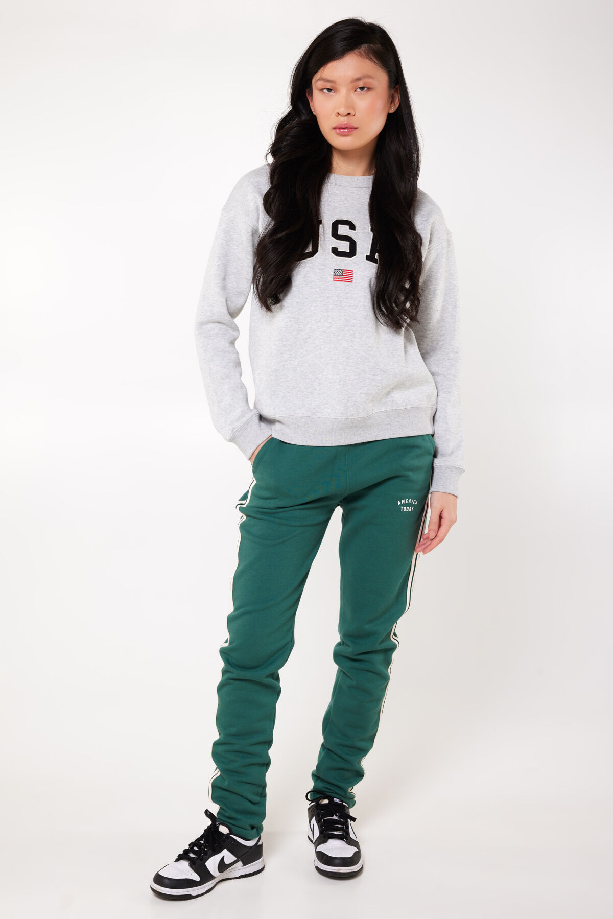 Pantalon de jogging Celina image number 1