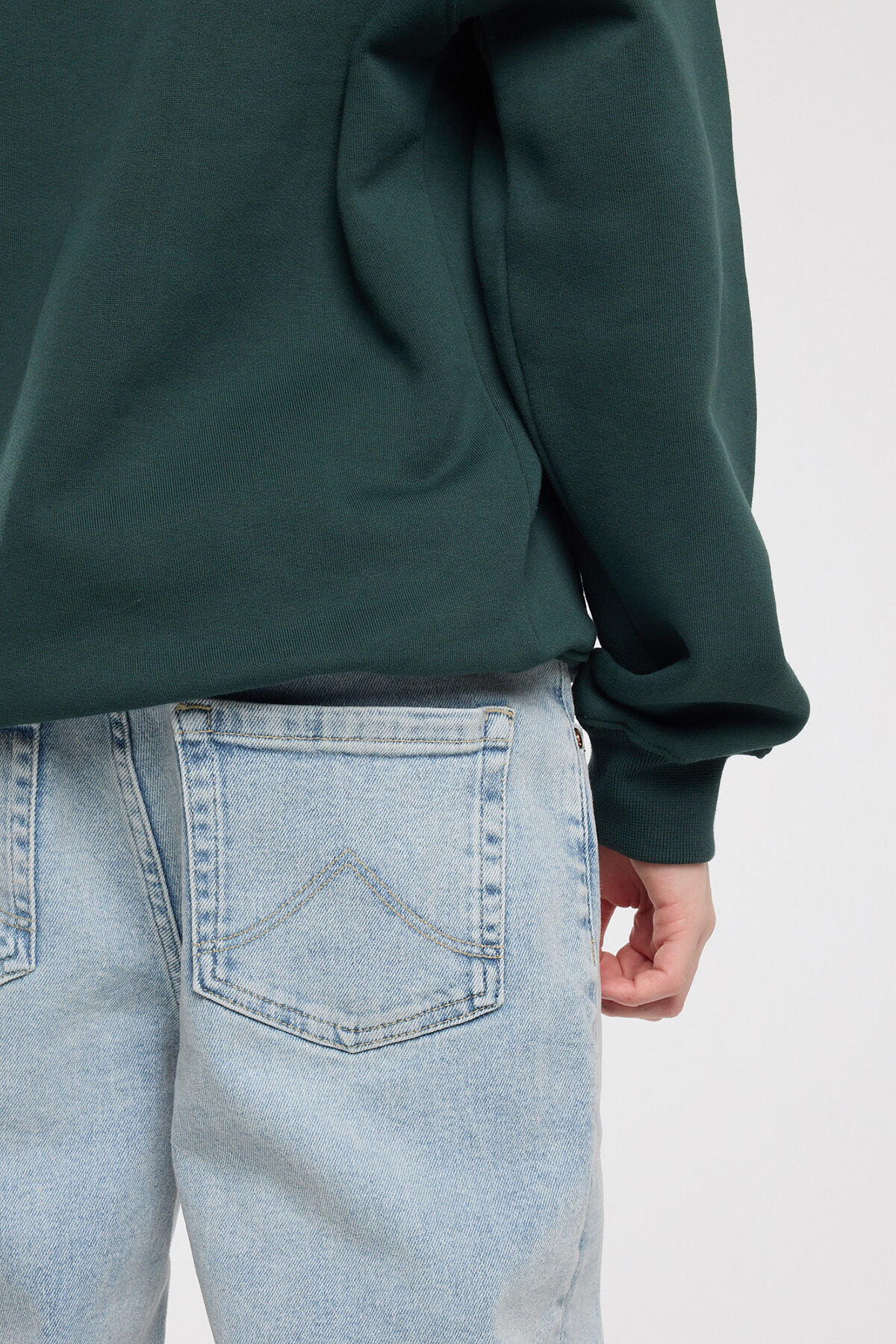 Dexter Jr image number 3