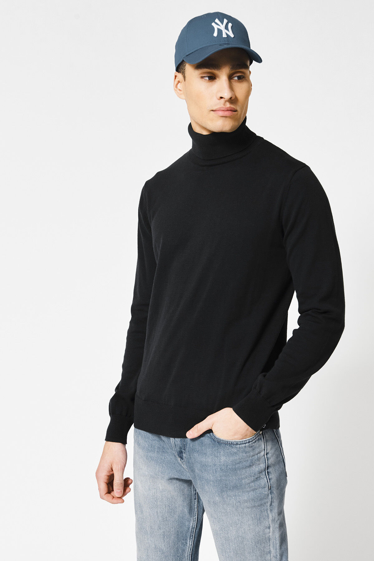 Pull col roule Knox image number 0