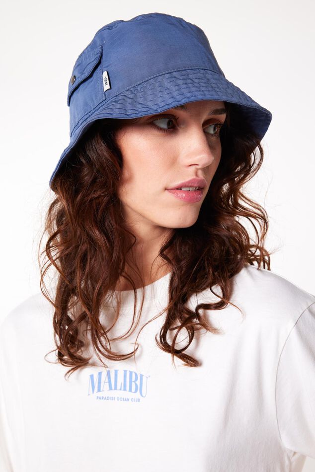 Hoed Manu image number 0