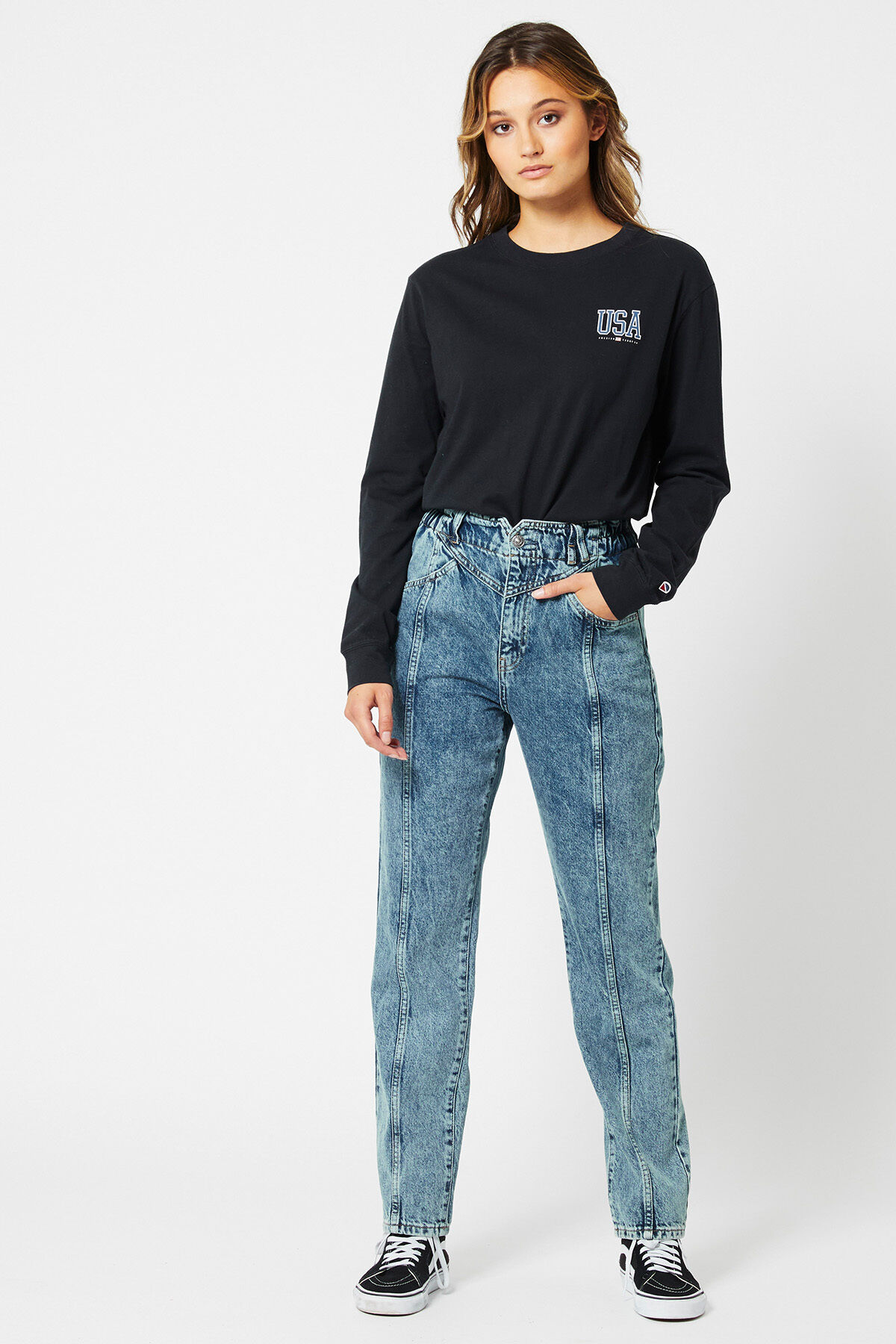 America today mom jeans 2025