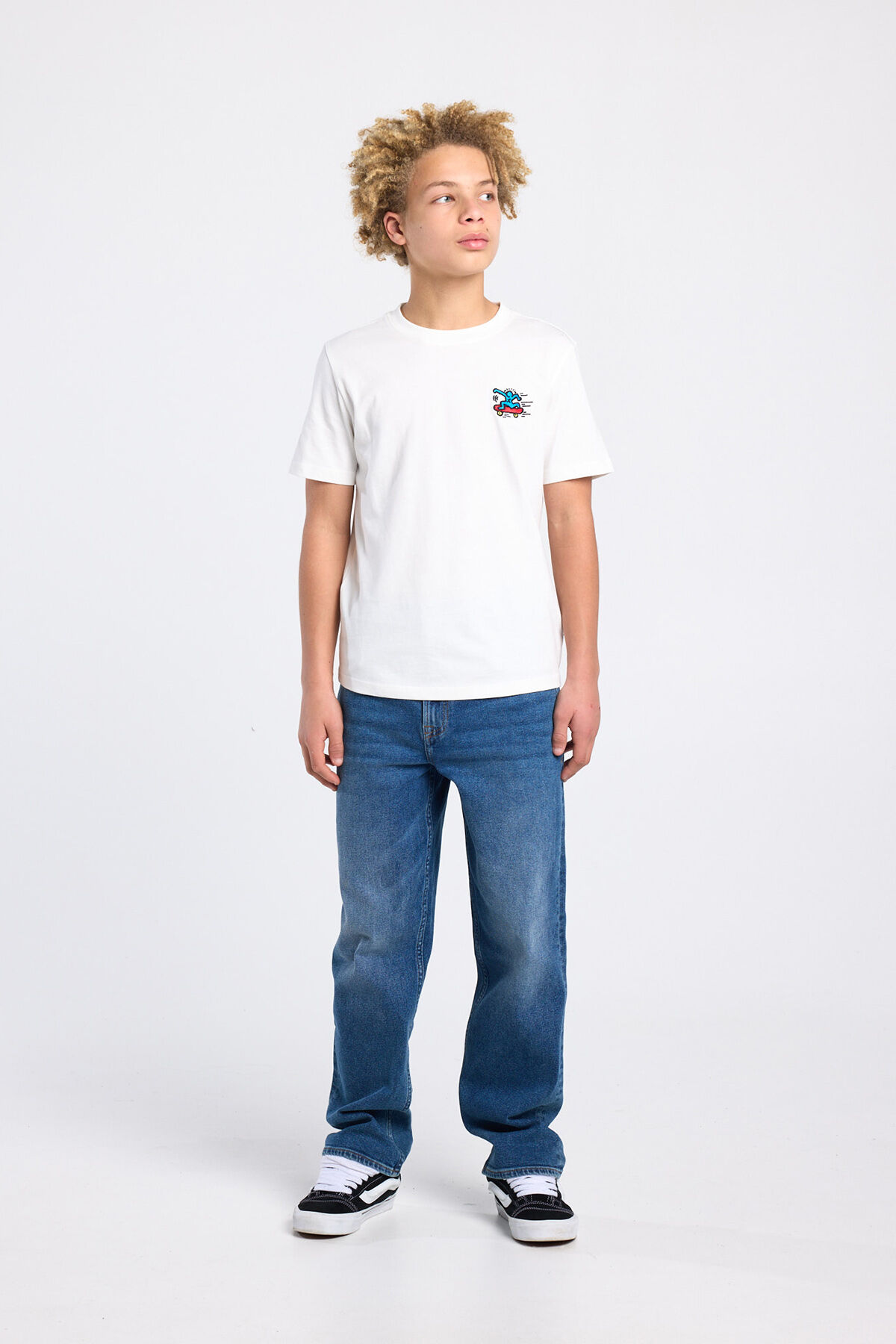 Evon JR image number 1