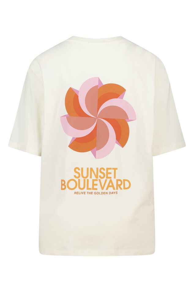 Elaine image number 5