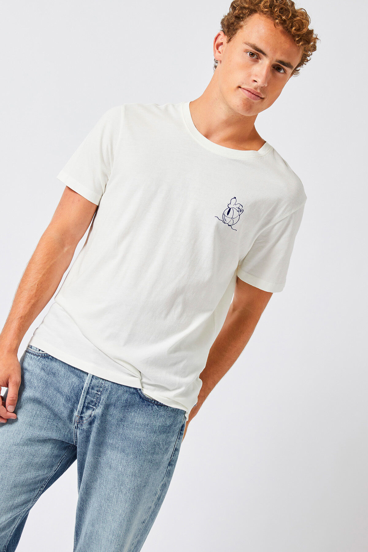 Elvin Chest image number 0