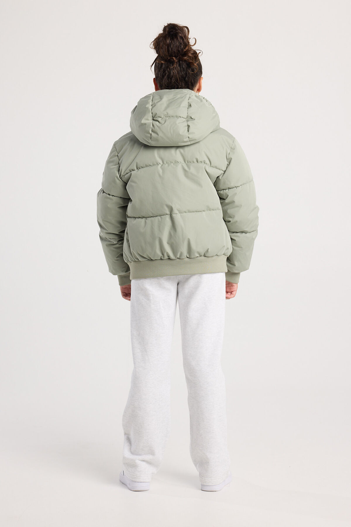 Julie jr image number 2