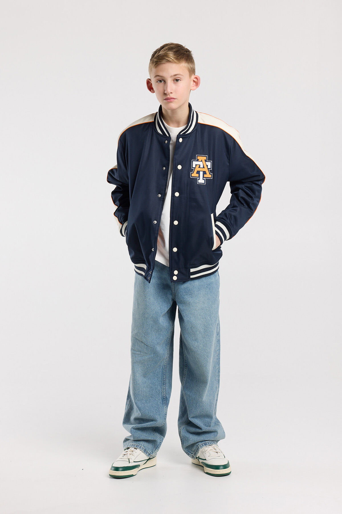 Jax JR image number 1