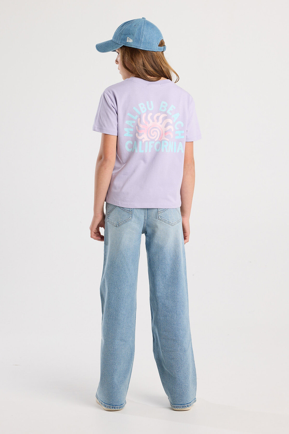 Olivia JR image number 2