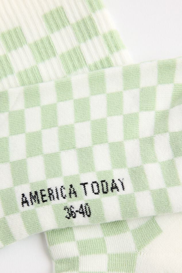 Tula B image number 1