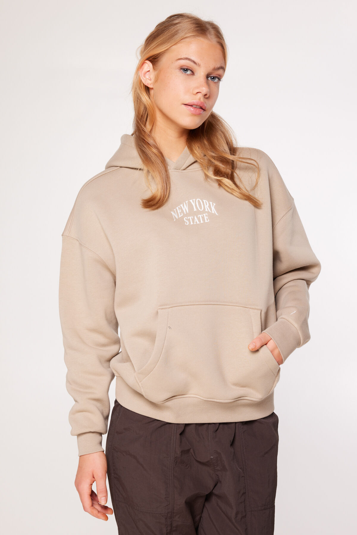 Hoodie Shay hood image number 1