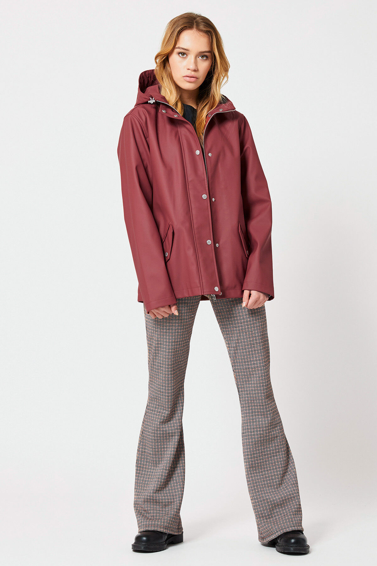 Gia An Dames Regenjas Janice Short | America Today