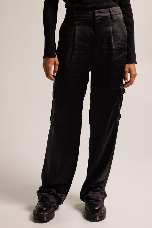 Peggy X image number 0