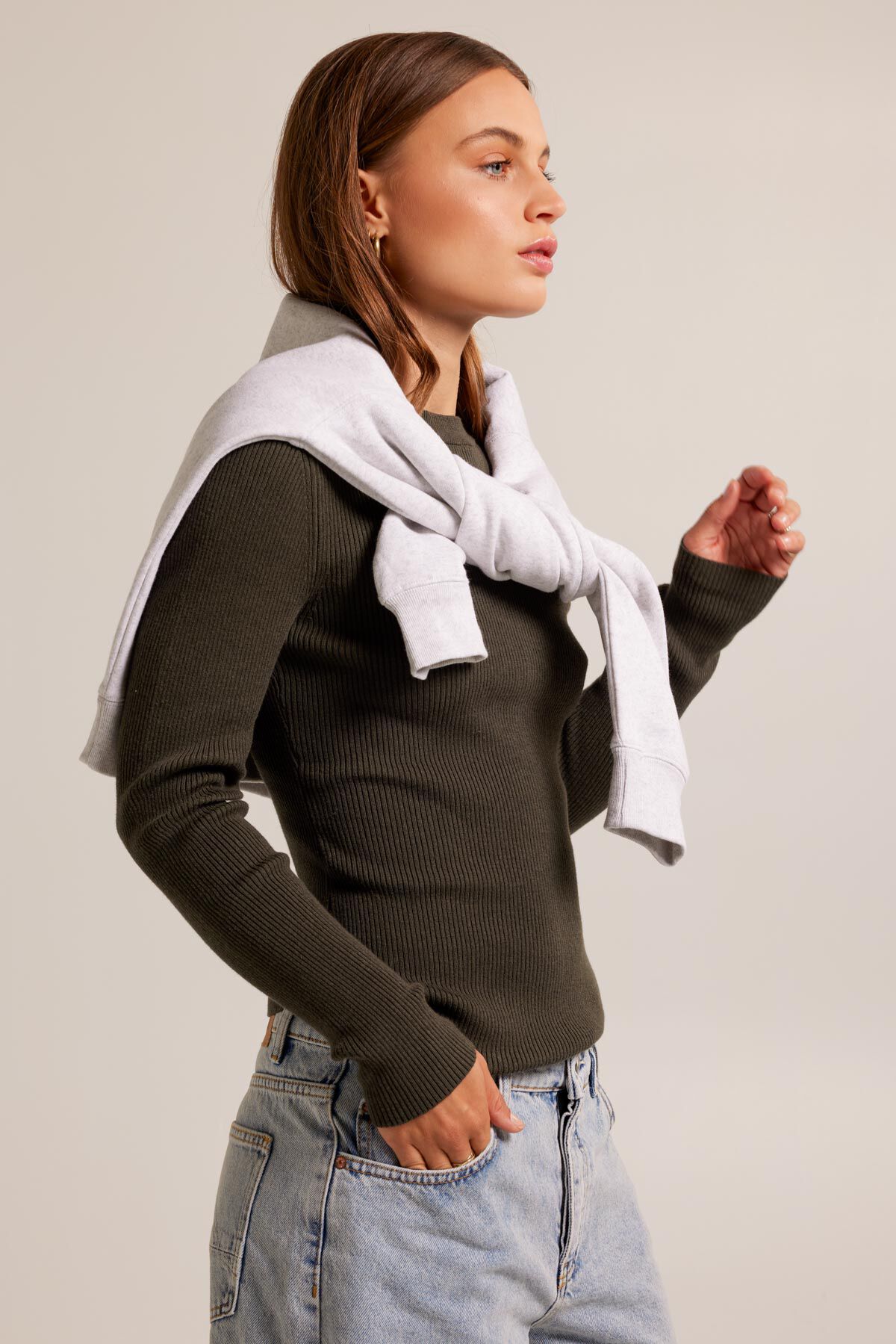 Grey army jumper store