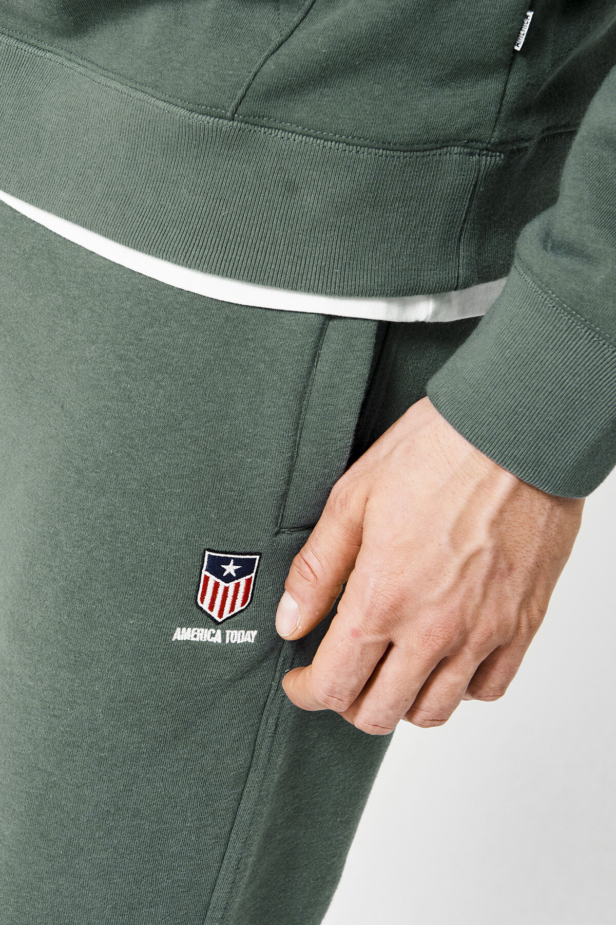 Jogging pants Carson image number 3