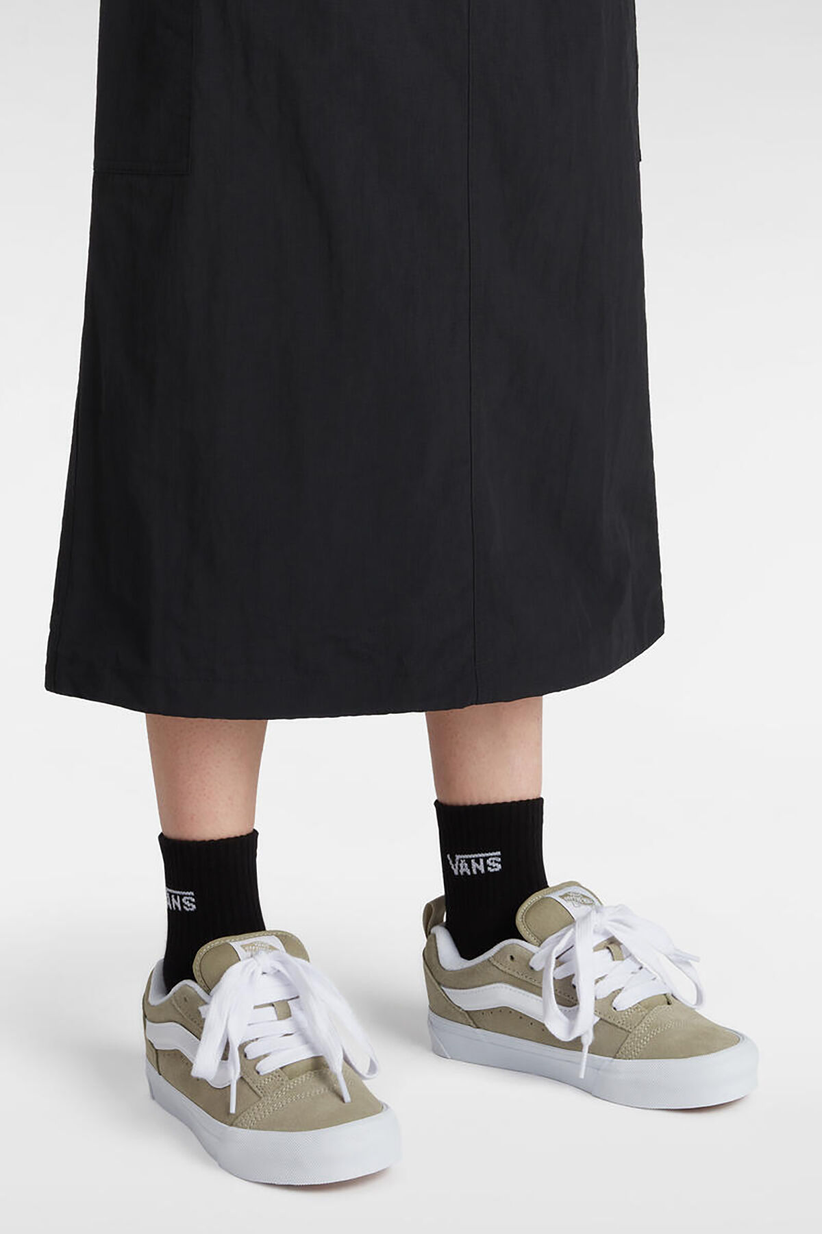 Vans Knu Skool image number 1