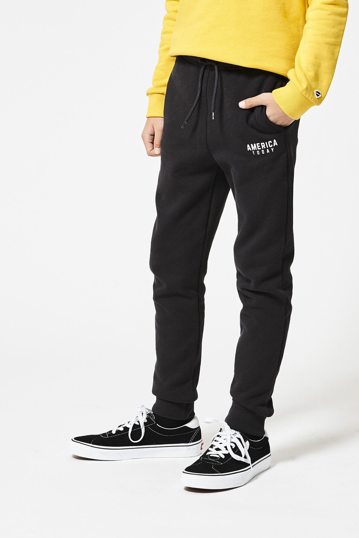 Jogginghose Connor Jr image number 1