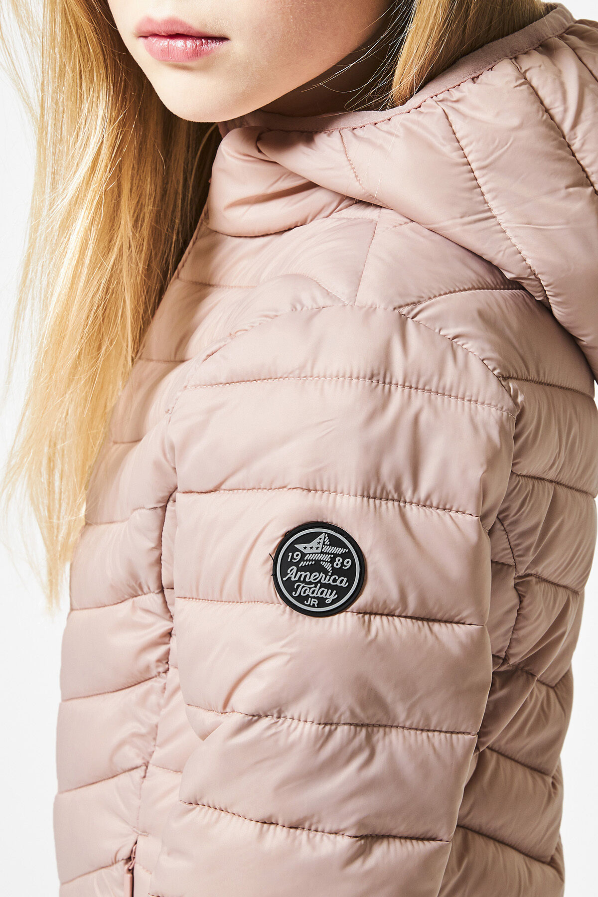 Jas Alice Jr image number 2